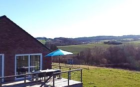 Huis Met Zonneterras, Tuin En Panoramisch Uitzicht